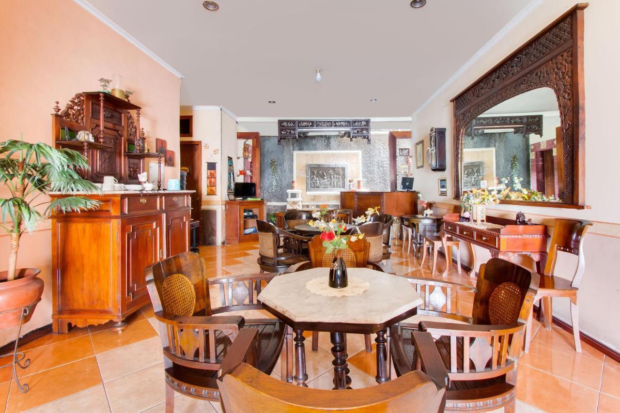 מאלאנג Oyo 3217 The Ts Homestay מראה חיצוני תמונה