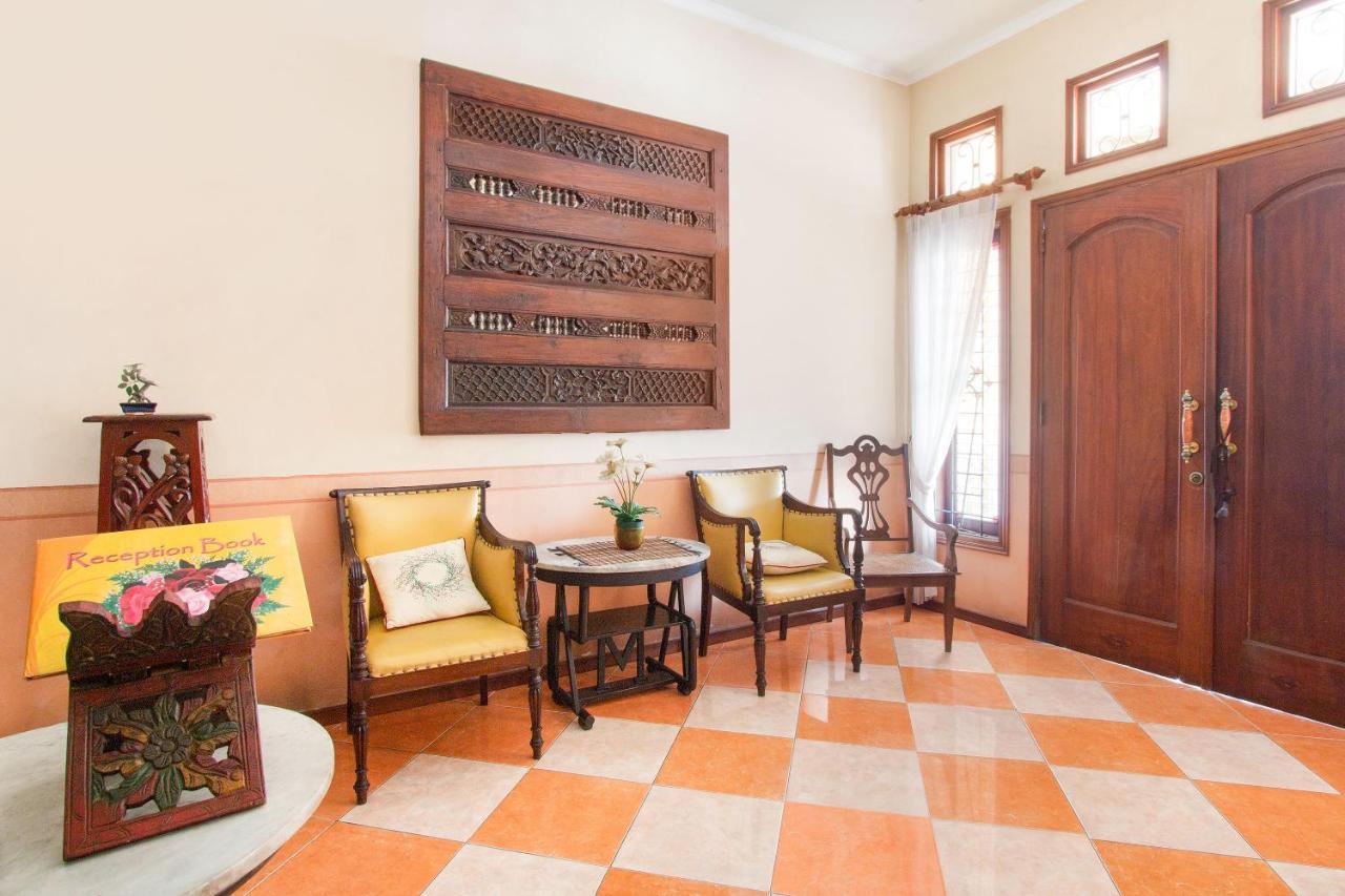 מאלאנג Oyo 3217 The Ts Homestay מראה חיצוני תמונה